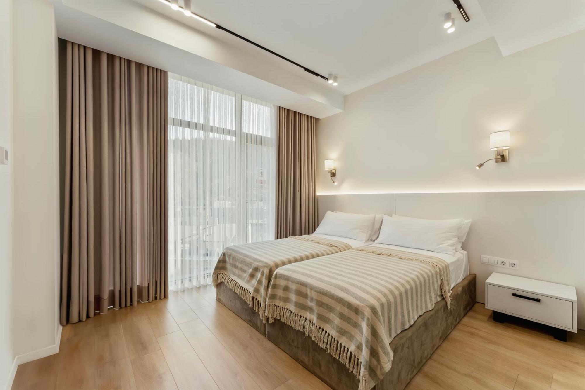 Solridge Aparthotel Tiflis Exterior foto
